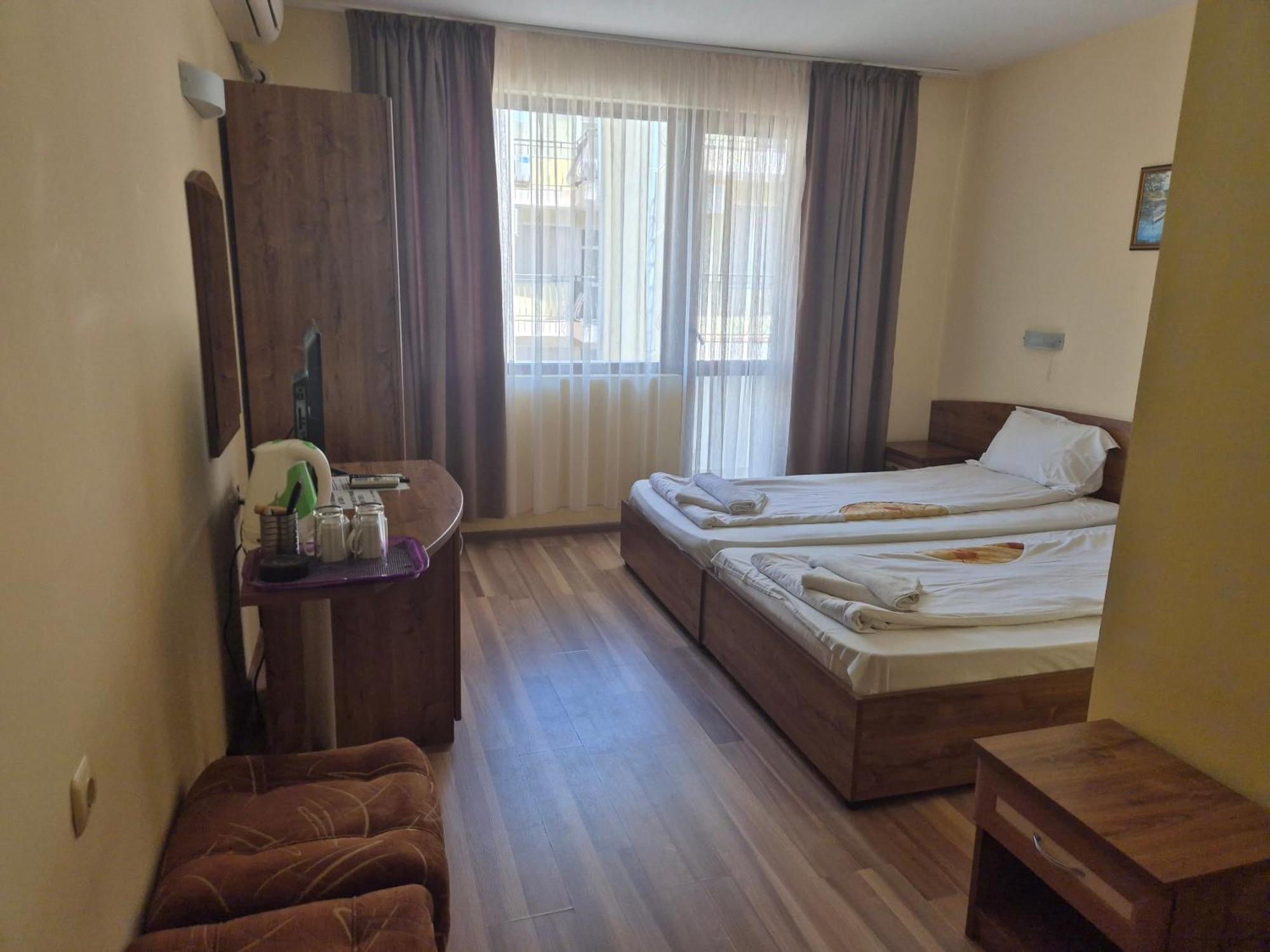 Vladimirov Guest House プリモルスコ 部屋 写真